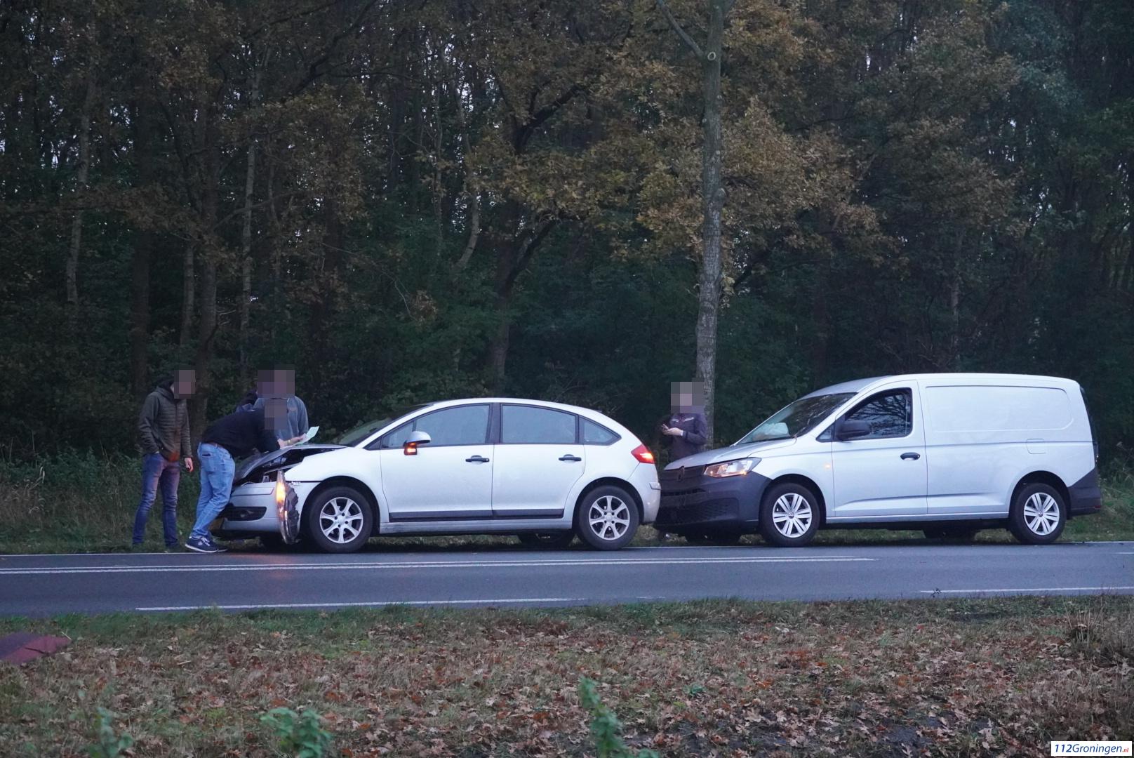 Meerdere voertuigen beschadigd bij ongeval N367 Nieuwe Pekela.