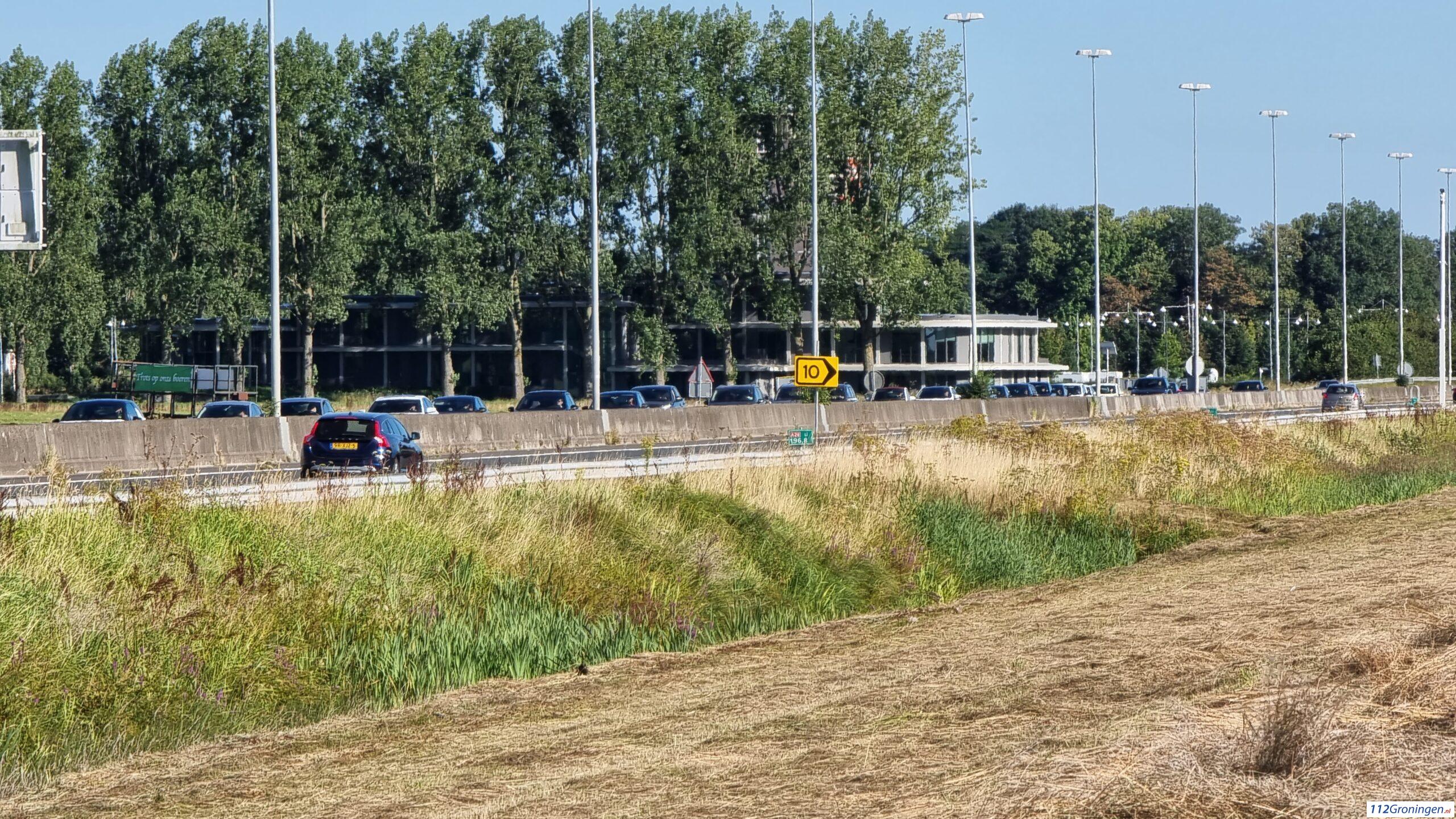 Forse vertraging op A28 tussen Haren en Groningen door ongeval.
