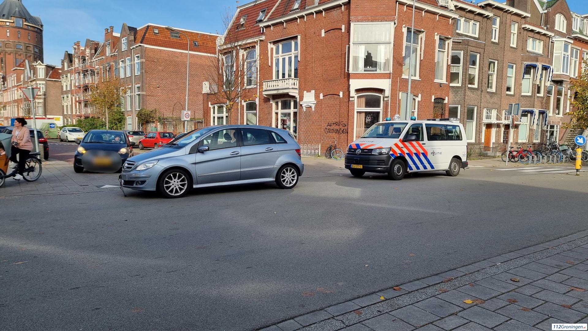 Ongeval op de Kraneweg in Groningen. Ongeval op de Kraneweg in Groningen.