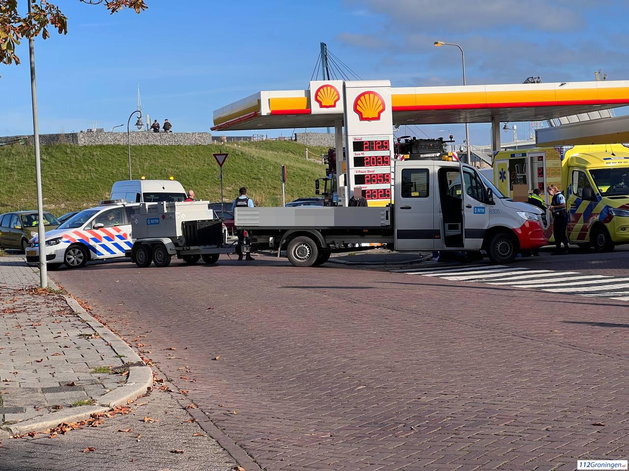 Vrouw raakt gewond bij ongeval Shell De Vennen Delfzijl.