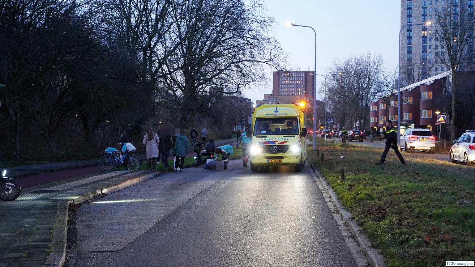 Ongeval met scootmobiel op de Zonnelaan, 1 gewonde.