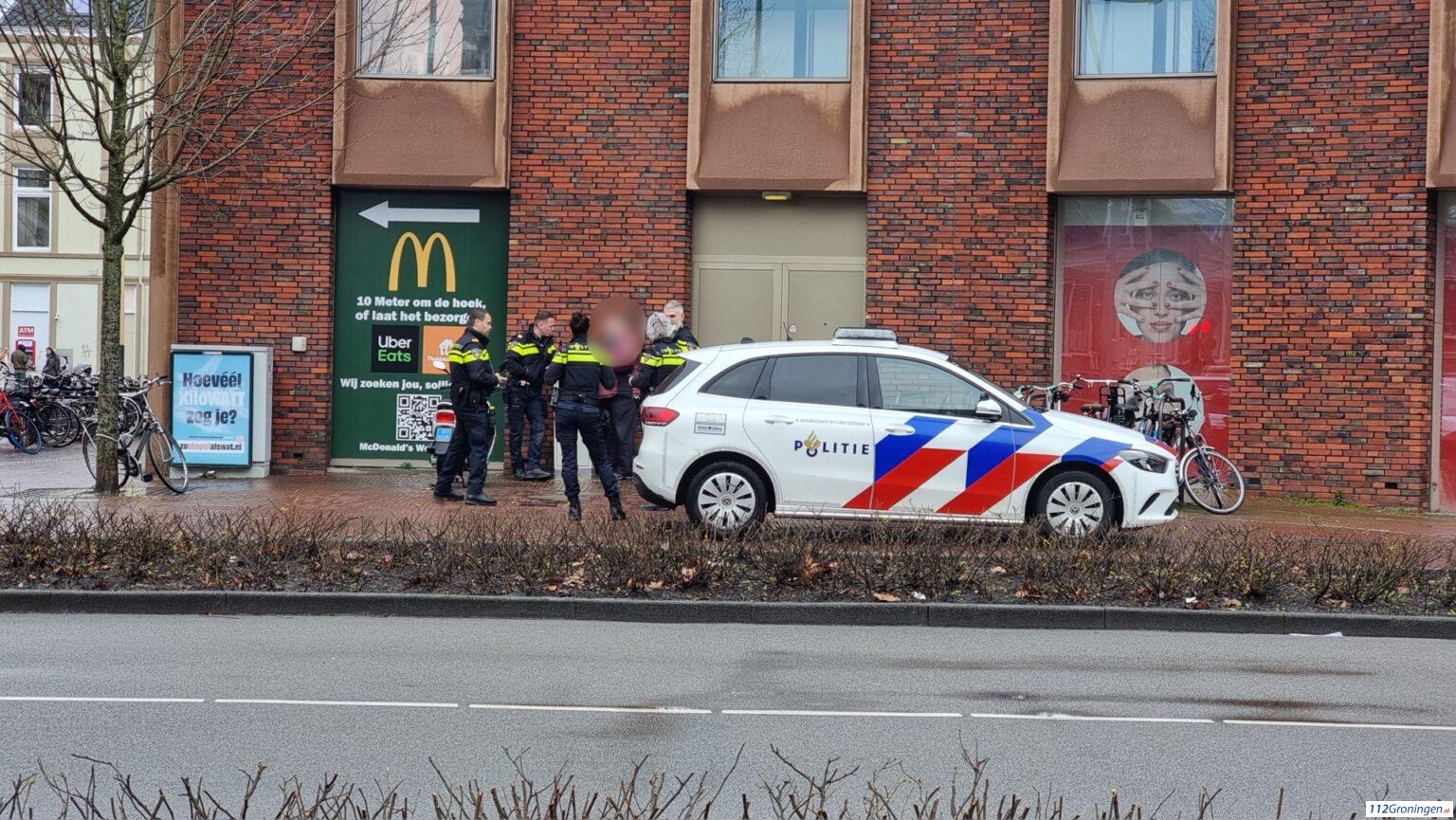 1 gewonde bij ongeval met scooter in de stad. 1 gewonde bij ongeval met scooter in de stad.