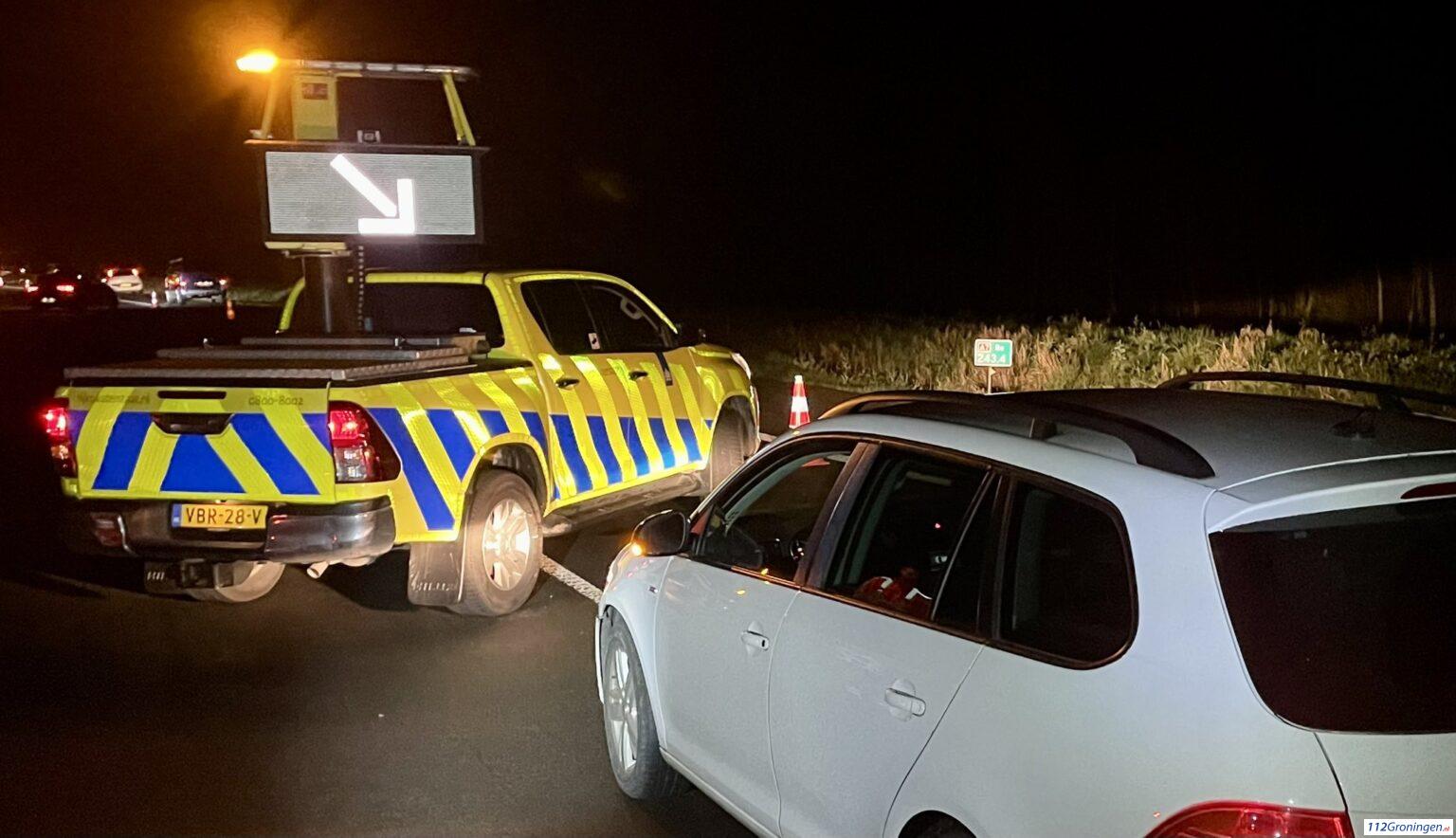 Buffervoertuig Rijkswaterstaat zacht aangereden door automobilist. Buffervoertuig Rijkswaterstaat zacht aangereden door automobilist.