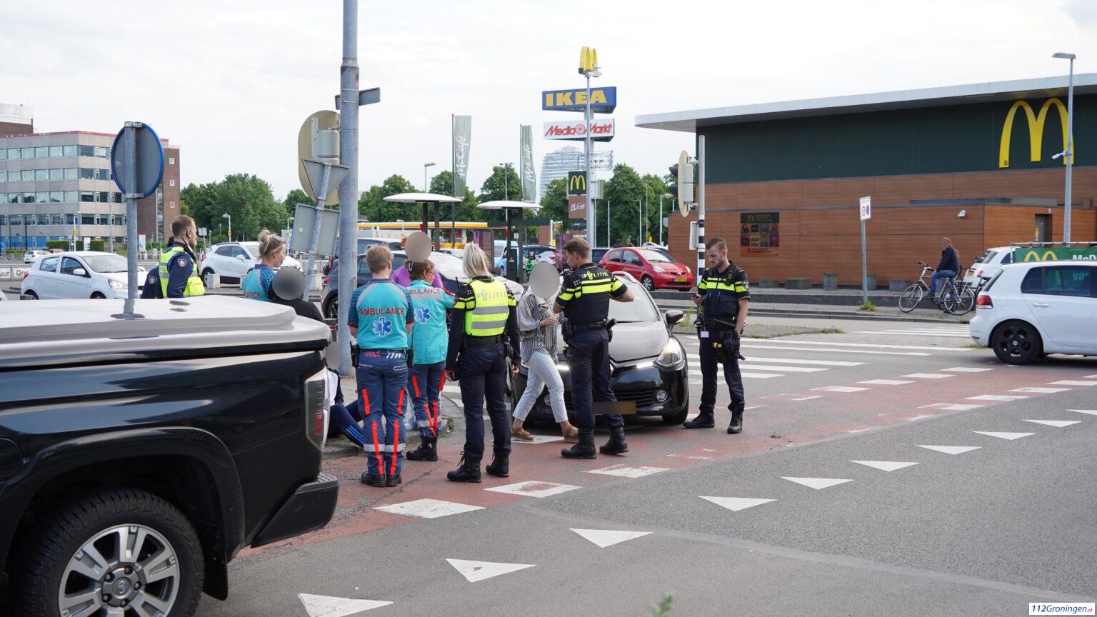 Aanrijding op Sontweg in Groningen. Aanrijding op Sontweg in Groningen.