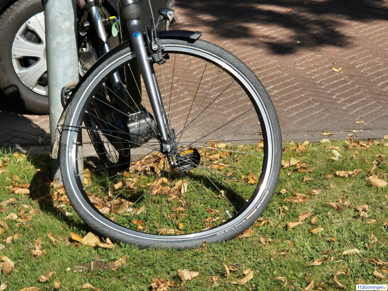 Ongeval Borgweg/ Menkemaweg in Uithuizen, 2 aanhoudingen. Ongeval Borgweg/ Menkemaweg in Uithuizen, 2 aanhoudingen.