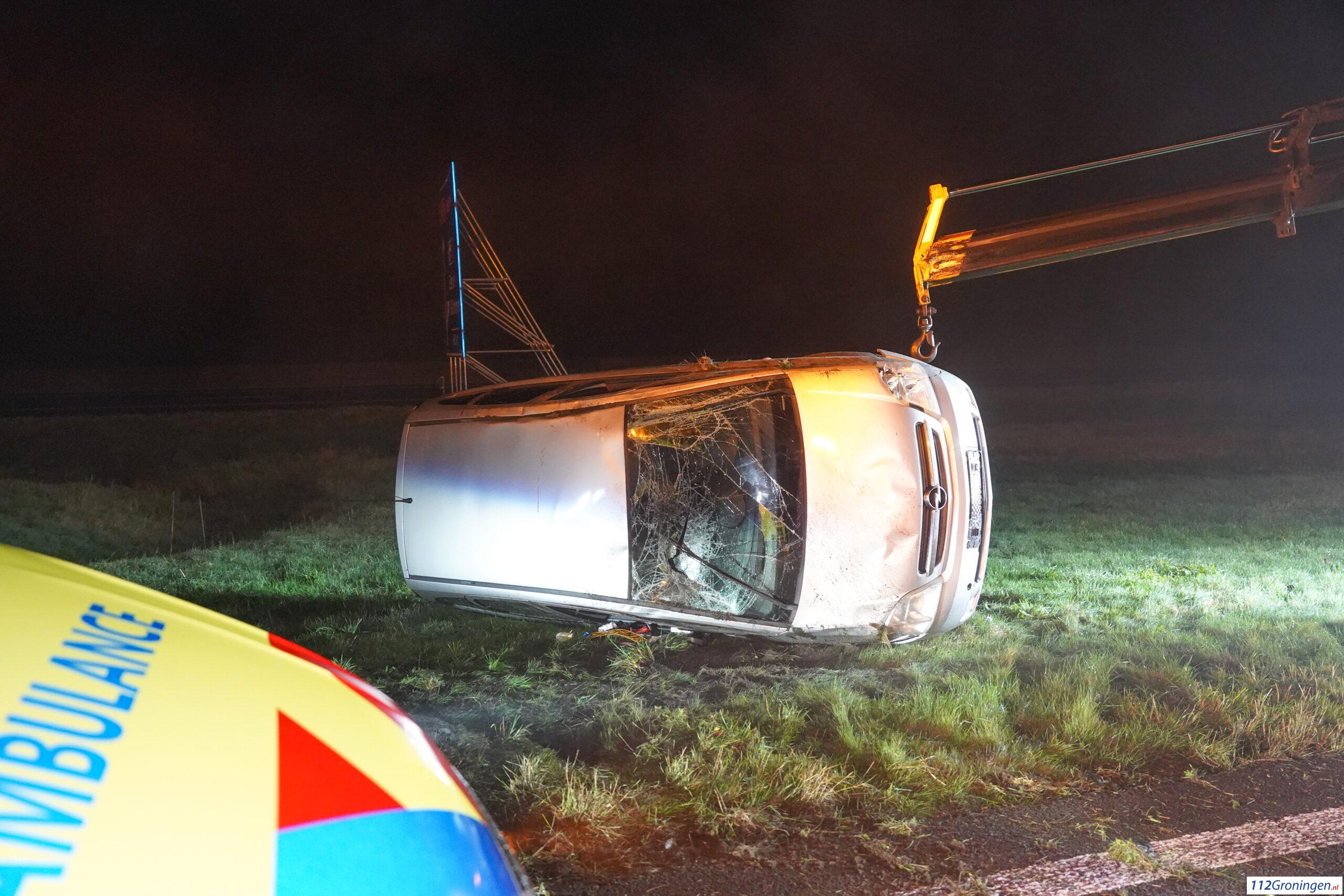 Automobilist gewond bij ongeluk in dichte mist op N34 bij De Punt. Automobilist gewond bij ongeluk in dichte mist op N34 bij De Punt.