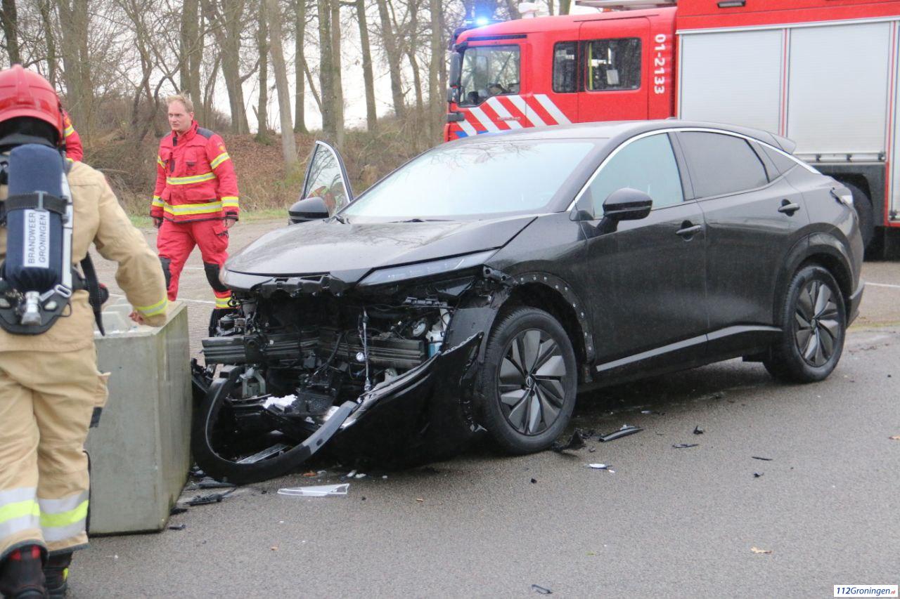 Ongeval op de Strandweg bij Kropswolde. Ongeval op de Strandweg bij Kropswolde.