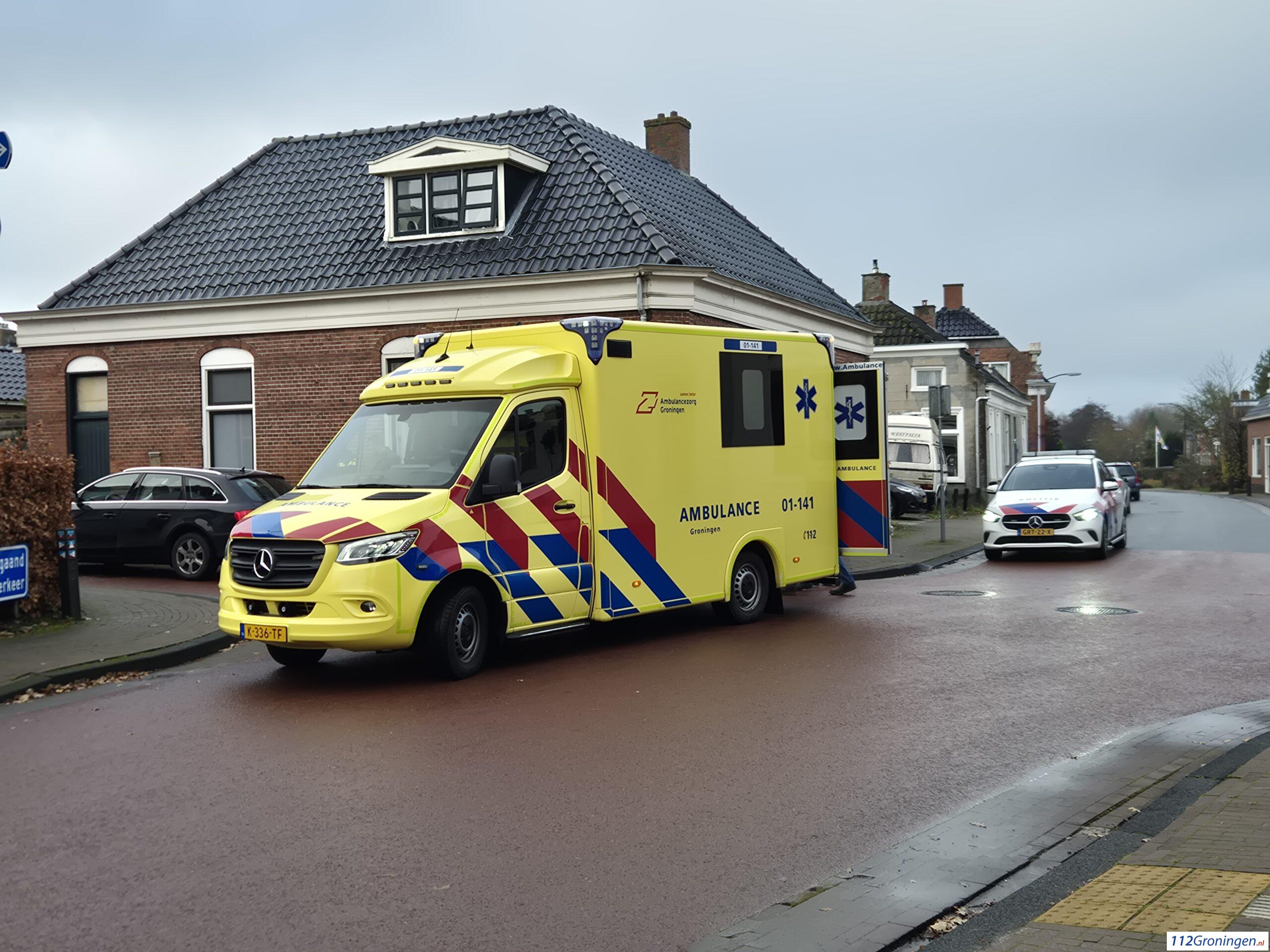 Fietsster gewond bij ongeval in Wehe-den Hoorn. Fietsster gewond bij ongeval in Wehe-den Hoorn.