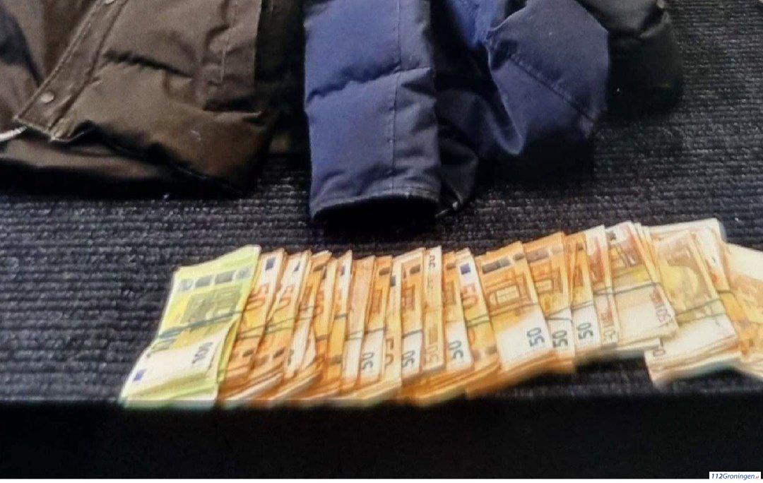 Twee aanhoudingen bij HIT-actie tegen witwassen en drugshandel in Leek