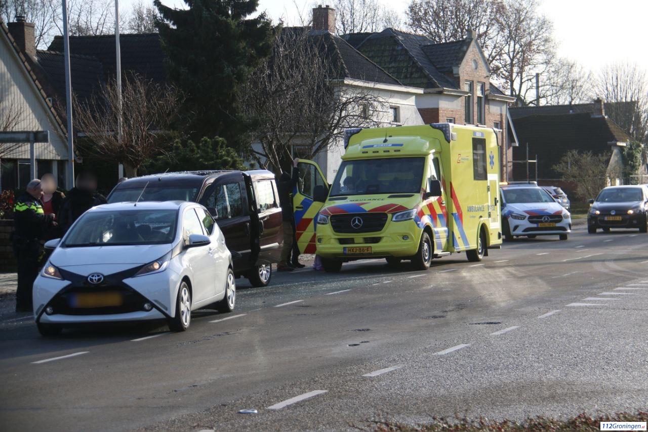 Kop-staartbotsing op Egypteneinde in Veendam. Kop-staartbotsing op Egypteneinde in Veendam.