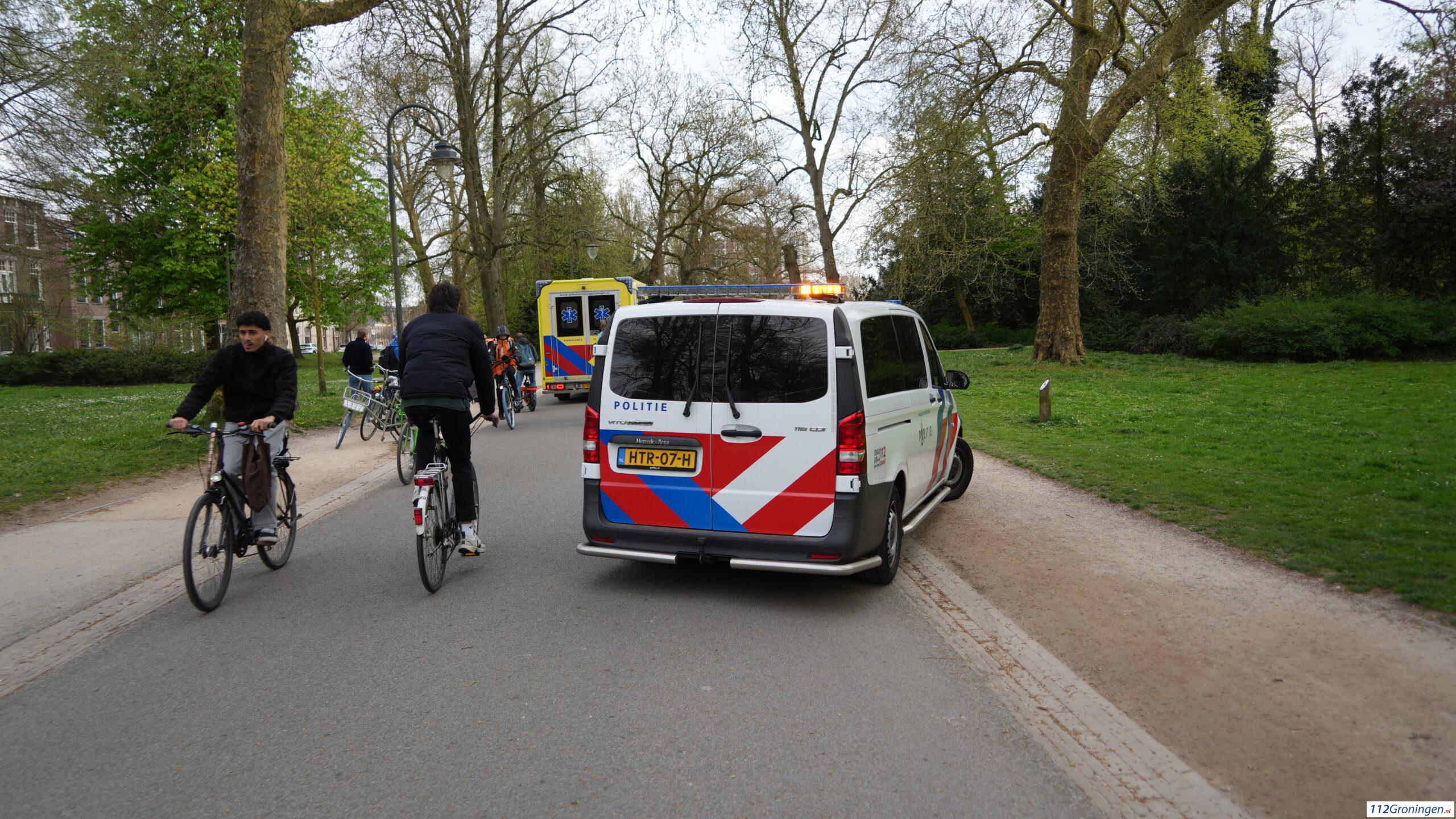 Fietser gewond na botsing in Noorderplantsoen. Fietser gewond na botsing in Noorderplantsoen.