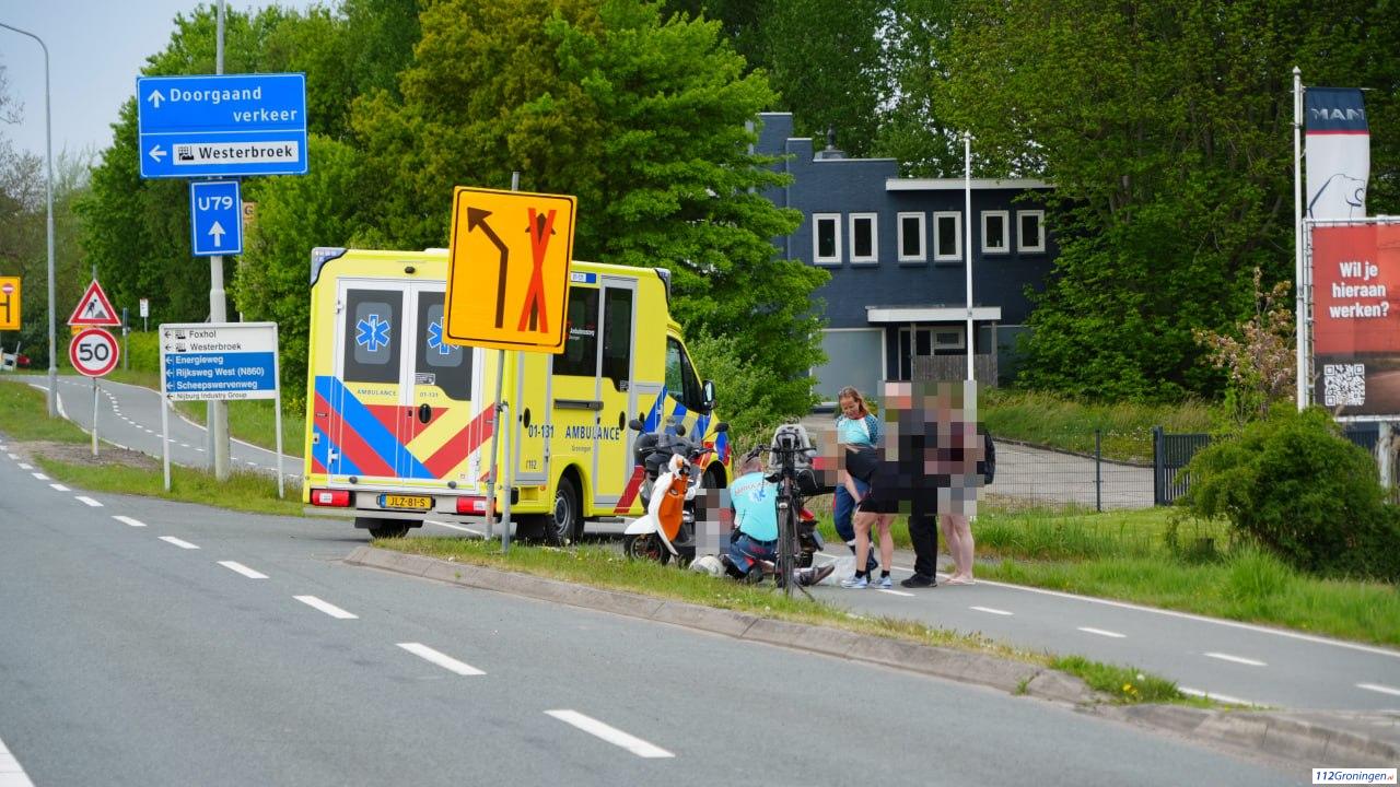 Scooterrijdster komt ten val nabij westerbroek