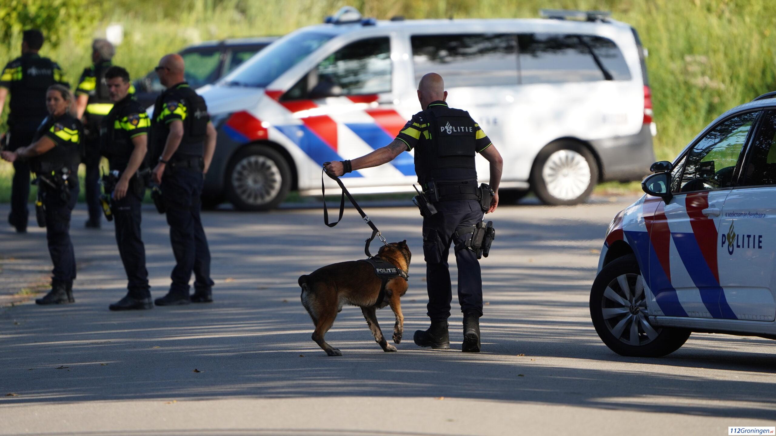 Politie-inzet bij gekraakt pand aan Regattaweg in Groningen